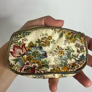 Vintage Floral Zippered Lined Quilted Coin Purse